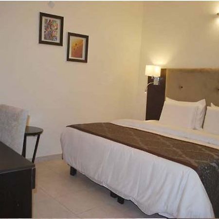 Lakeem Suites Ikoyi Lagos Ngoại thất bức ảnh