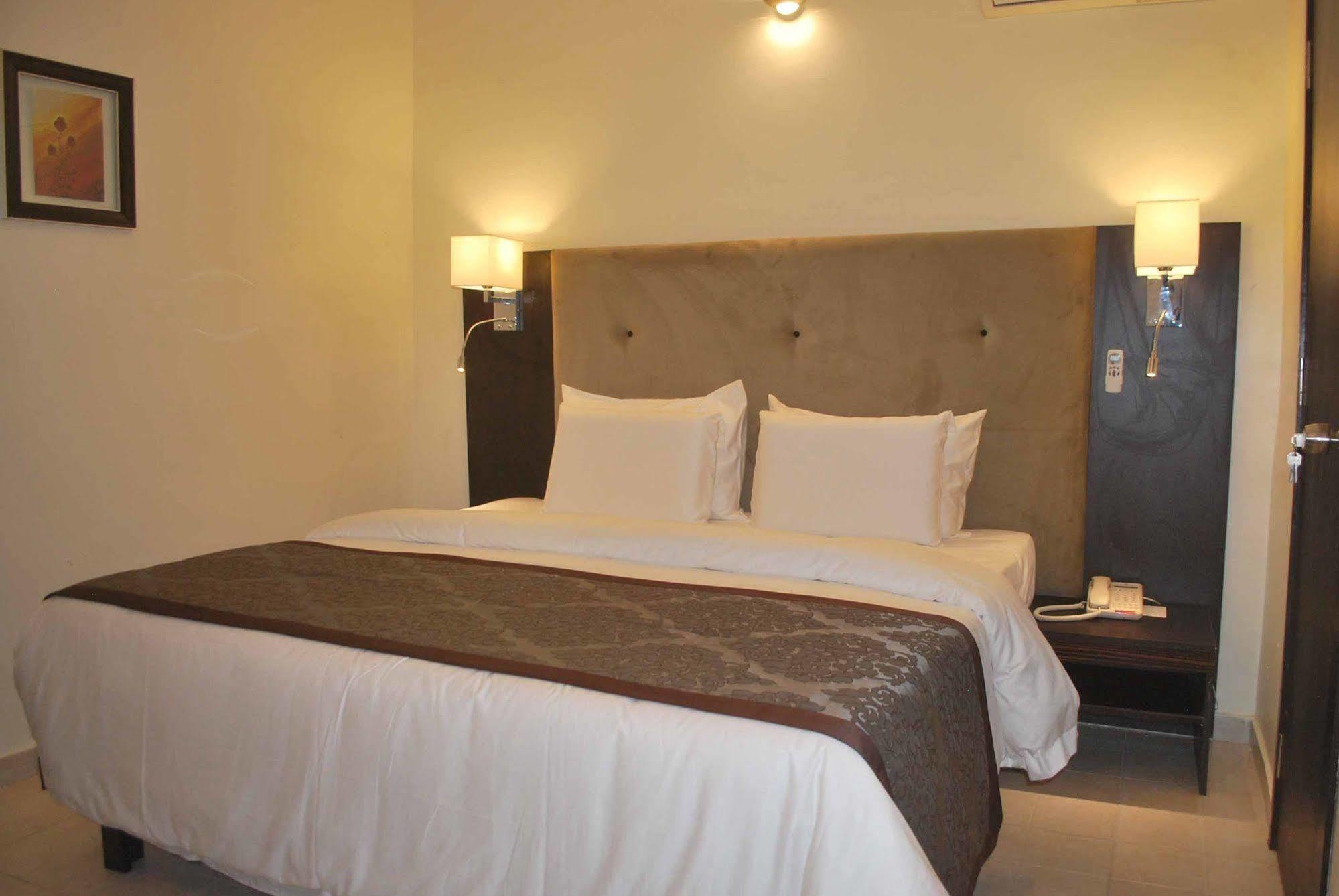 Lakeem Suites Ikoyi Lagos Ngoại thất bức ảnh